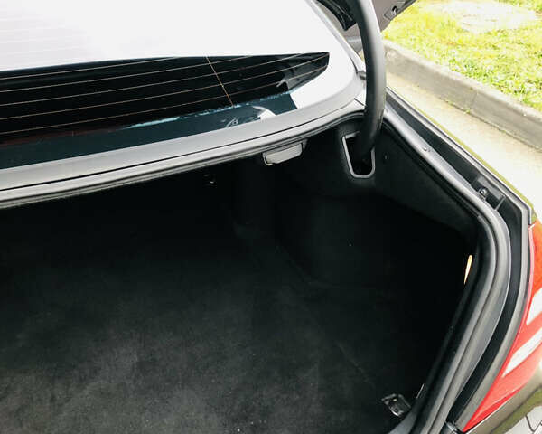 Чорний Мерседес Е-Клас, об'ємом двигуна 2.99 л та пробігом 392 тис. км за 7900 $, фото 34 на Automoto.ua