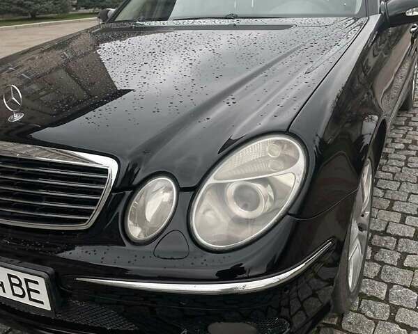 Черный Мерседес Е-Класс, объемом двигателя 3.5 л и пробегом 515 тыс. км за 10550 $, фото 12 на Automoto.ua