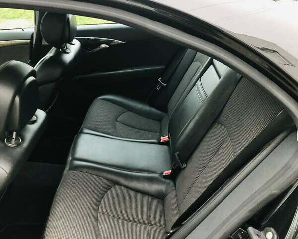 Чорний Мерседес Е-Клас, об'ємом двигуна 2.99 л та пробігом 392 тис. км за 7900 $, фото 14 на Automoto.ua