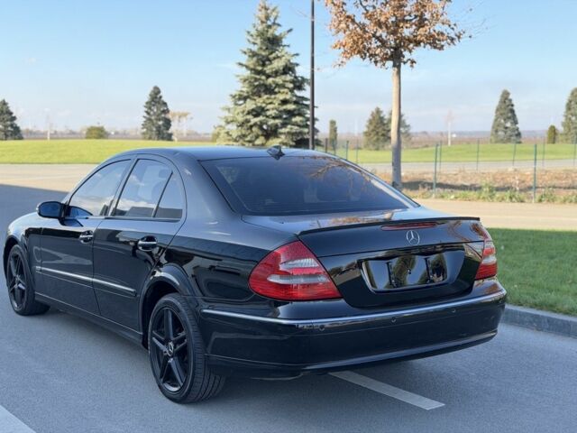 Чорний Мерседес Е-Клас, об'ємом двигуна 2 л та пробігом 200 тис. км за 6400 $, фото 4 на Automoto.ua