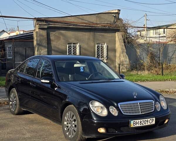 Черный Мерседес Е-Класс, объемом двигателя 1.8 л и пробегом 267 тыс. км за 6600 $, фото 3 на Automoto.ua