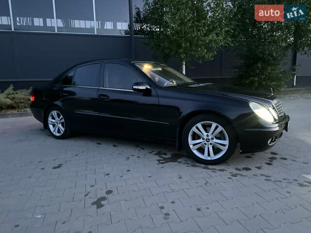 Чорний Мерседес Е-Клас, об'ємом двигуна 1.8 л та пробігом 328 тис. км за 6100 $, фото 3 на Automoto.ua