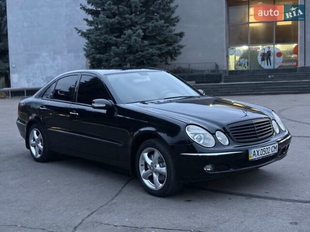 Мерседес Е-Клас 2005 у Рівному на Automoto.ua Чорний Мерседес Е-Клас, об'ємом двигуна 1.8 л та пробігом 255 тис. км за 5800 $, фото 14 на Automoto.ua