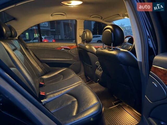 Мерседес Е-Клас 2005 у Рівному на Automoto.ua Чорний Мерседес Е-Клас, об'ємом двигуна 1.8 л та пробігом 255 тис. км за 5800 $, фото 40 на Automoto.ua