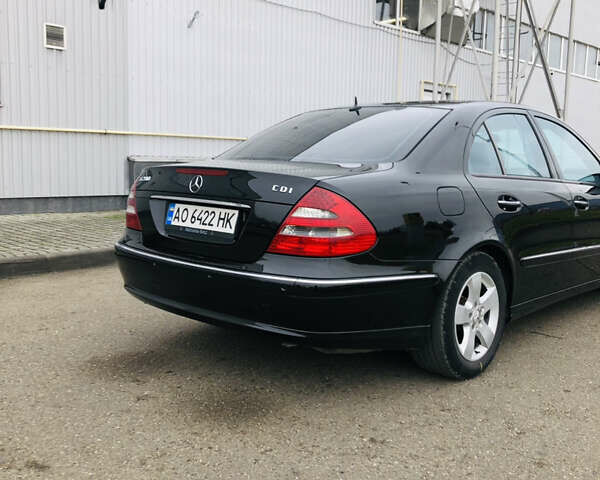 Чорний Мерседес Е-Клас, об'ємом двигуна 2.99 л та пробігом 392 тис. км за 7900 $, фото 9 на Automoto.ua