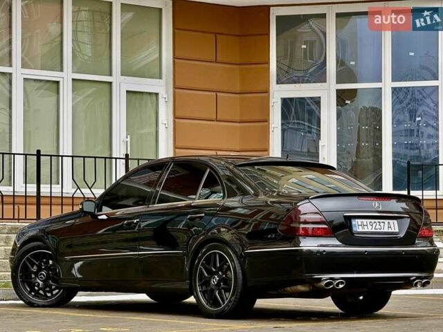 Чорний Мерседес Е-Клас, об'ємом двигуна 3.5 л та пробігом 261 тис. км за 6999 $, фото 26 на Automoto.ua