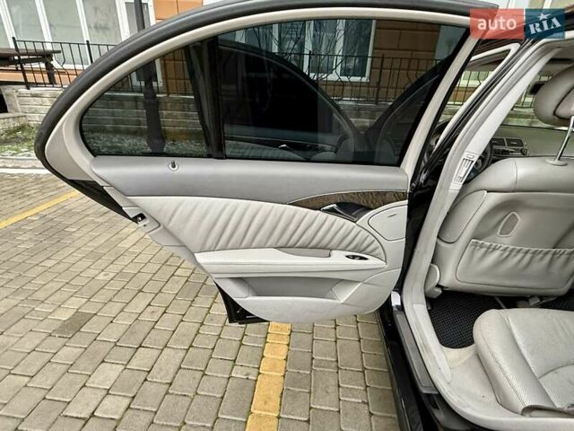Чорний Мерседес Е-Клас, об'ємом двигуна 3.5 л та пробігом 261 тис. км за 6999 $, фото 84 на Automoto.ua