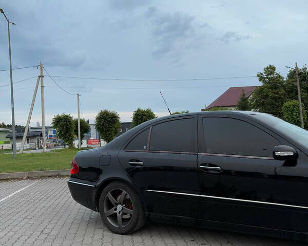 Чорний Мерседес Е-Клас, об'ємом двигуна 3 л та пробігом 400 тис. км за 8500 $, фото 5 на Automoto.ua