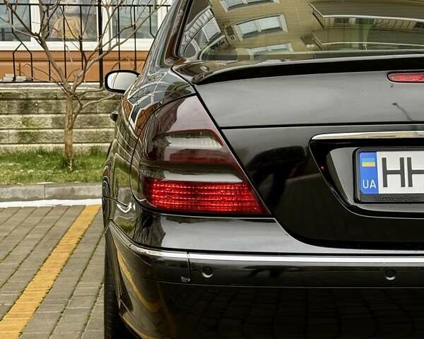 Чорний Мерседес Е-Клас, об'ємом двигуна 3.5 л та пробігом 261 тис. км за 6999 $, фото 2 на Automoto.ua