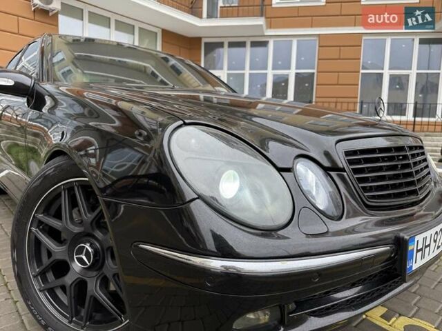Чорний Мерседес Е-Клас, об'ємом двигуна 3.5 л та пробігом 261 тис. км за 6999 $, фото 15 на Automoto.ua