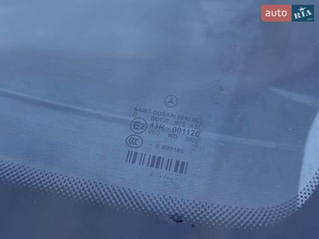 Мерседес Е-Клас 2005 у Рівному на Automoto.ua Чорний Мерседес Е-Клас, об'ємом двигуна 1.8 л та пробігом 255 тис. км за 5800 $, фото 8 на Automoto.ua