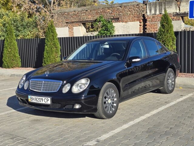 Черный Мерседес Е-Класс, объемом двигателя 1.8 л и пробегом 265 тыс. км за 6999 $, фото 2 на Automoto.ua