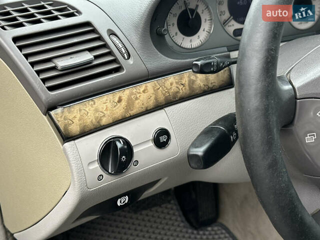 Чорний Мерседес Е-Клас, об'ємом двигуна 2.15 л та пробігом 310 тис. км за 6999 $, фото 8 на Automoto.ua