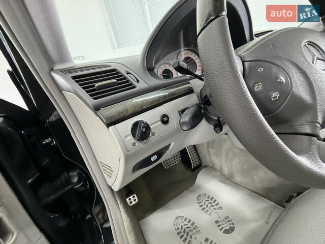 Мерседес Е-Клас 2005 у Трускавце на Automoto.ua Чорний Мерседес Е-Клас, об'ємом двигуна 3.5 л та пробігом 245 тис. км за 8999 $, фото 51 на Automoto.ua