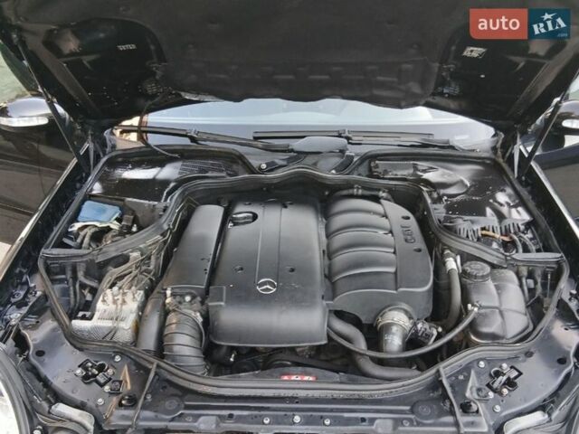 Черный Мерседес Е-Класс, объемом двигателя 2.2 л и пробегом 366 тыс. км за 8450 $, фото 2 на Automoto.ua