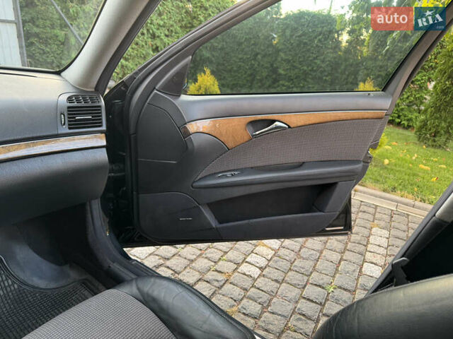 Чорний Мерседес Е-Клас, об'ємом двигуна 0 л та пробігом 280 тис. км за 7900 $, фото 4 на Automoto.ua