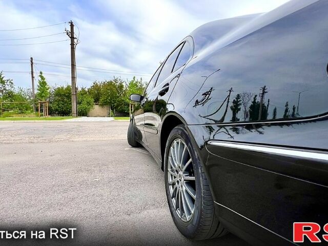 Чорний Мерседес Е-Клас, об'ємом двигуна 3.2 л та пробігом 397 тис. км за 8000 $, фото 4 на Automoto.ua