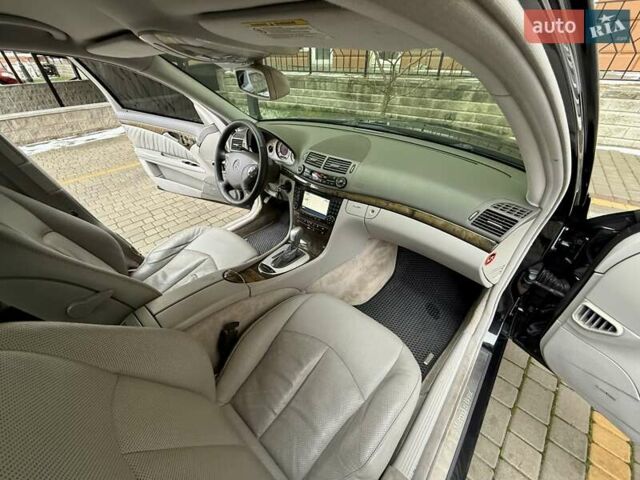 Чорний Мерседес Е-Клас, об'ємом двигуна 3.5 л та пробігом 261 тис. км за 6999 $, фото 49 на Automoto.ua