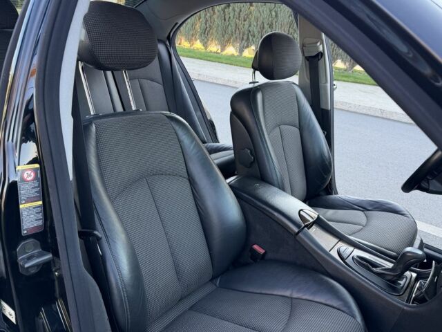 Чорний Мерседес Е-Клас, об'ємом двигуна 2 л та пробігом 200 тис. км за 6400 $, фото 18 на Automoto.ua