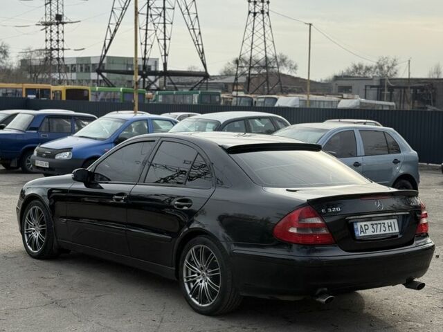 Чорний Мерседес Е-Клас, об'ємом двигуна 3.2 л та пробігом 380 тис. км за 6500 $, фото 4 на Automoto.ua
