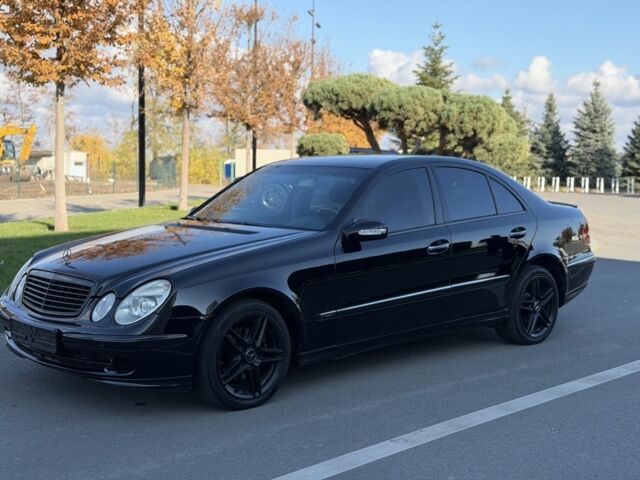 Чорний Мерседес Е-Клас, об'ємом двигуна 2 л та пробігом 200 тис. км за 6400 $, фото 2 на Automoto.ua