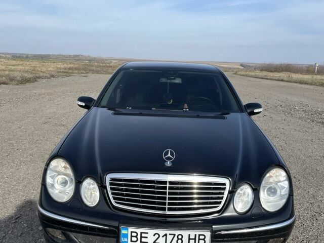 Чорний Мерседес Е-Клас, об'ємом двигуна 2.6 л та пробігом 234 тис. км за 6100 $, фото 1 на Automoto.ua