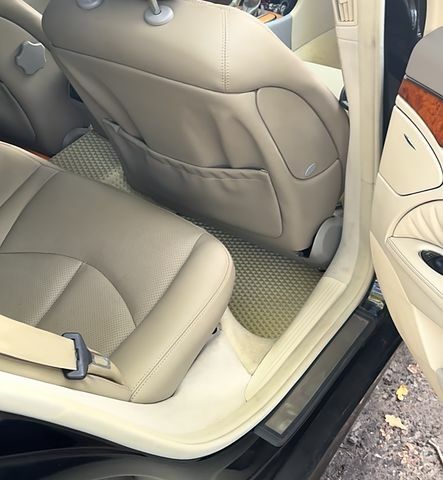 Черный Мерседес Е-Класс, объемом двигателя 3.5 л и пробегом 355 тыс. км за 5700 $, фото 5 на Automoto.ua