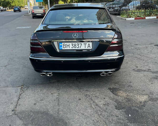 Черный Мерседес Е-Класс, объемом двигателя 3.5 л и пробегом 260 тыс. км за 8000 $, фото 8 на Automoto.ua