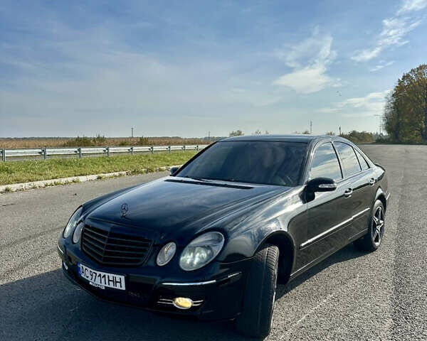 Мерседес Е-Клас 2005 у Ковель на Automoto.ua Чорний Мерседес Е-Клас, об'ємом двигуна 3.2 л та пробігом 237 тис. км за 6000 $, фото 2 на Automoto.ua
