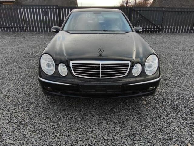 Чорний Мерседес Е-Клас, об'ємом двигуна 3 л та пробігом 400 тис. км за 4500 $, фото 4 на Automoto.ua