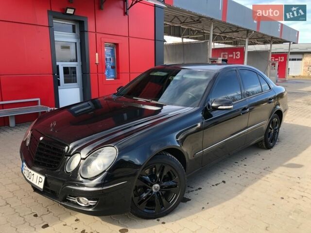 Черный Мерседес Е-Класс, объемом двигателя 3 л и пробегом 290 тыс. км за 8777 $, фото 3 на Automoto.ua