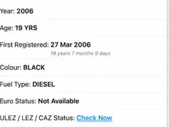 Черный Мерседес Е-Класс, объемом двигателя 3 л и пробегом 350 тыс. км за 3814 $, фото 6 на Automoto.ua