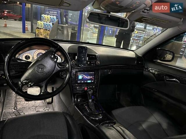 Чорний Мерседес Е-Клас, об'ємом двигуна 2.15 л та пробігом 435 тис. км за 9200 $, фото 9 на Automoto.ua