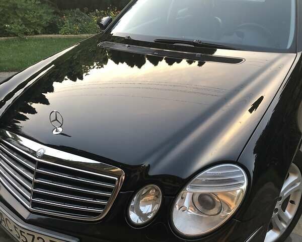 Черный Мерседес Е-Класс, объемом двигателя 1.8 л и пробегом 205 тыс. км за 9999 $, фото 39 на Automoto.ua