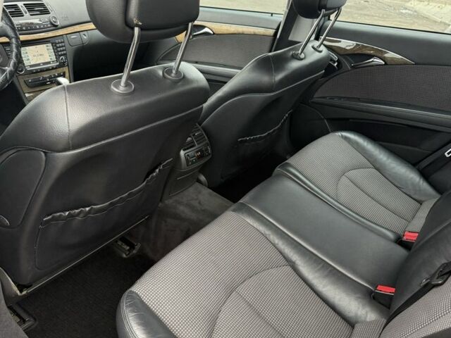 Черный Мерседес Е-Класс, объемом двигателя 0 л и пробегом 350 тыс. км за 4700 $, фото 7 на Automoto.ua