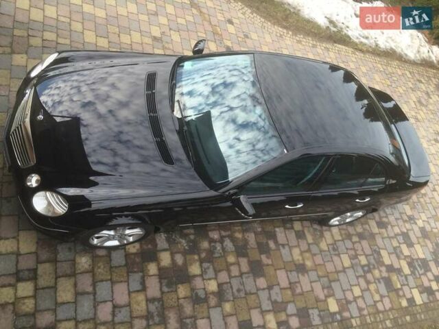 Черный Мерседес Е-Класс, объемом двигателя 1.8 л и пробегом 205 тыс. км за 9999 $, фото 6 на Automoto.ua