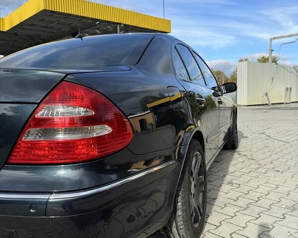 Мерседес Е-Клас 2006 у Турке на Automoto.ua Чорний Мерседес Е-Клас, об'ємом двигуна 2.99 л та пробігом 311 тис. км за 8000 $, фото 16 на Automoto.ua