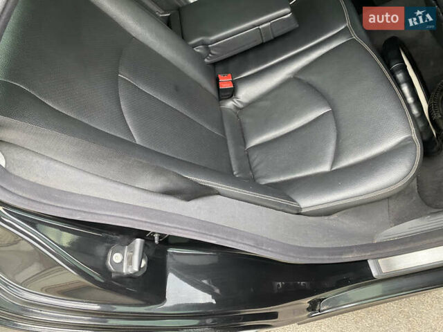 Чорний Мерседес Е-Клас, об'ємом двигуна 3 л та пробігом 252 тис. км за 6200 $, фото 11 на Automoto.ua