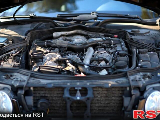 Чорний Мерседес Е-Клас, об'ємом двигуна 3 л та пробігом 293 тис. км за 9700 $, фото 6 на Automoto.ua