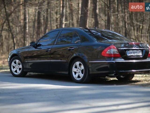 Черный Мерседес Е-Класс, объемом двигателя 2.9 л и пробегом 295 тыс. км за 9800 $, фото 4 на Automoto.ua