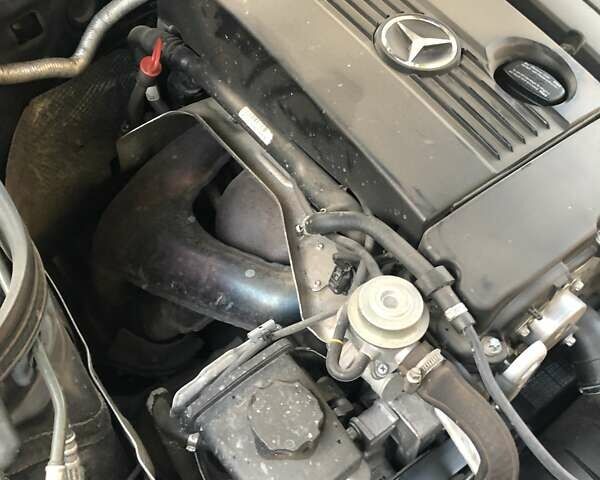 Черный Мерседес Е-Класс, объемом двигателя 1.8 л и пробегом 205 тыс. км за 9999 $, фото 41 на Automoto.ua