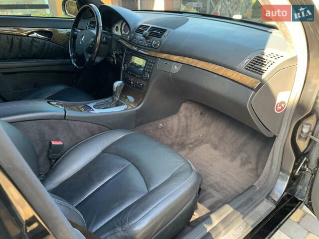 Мерседес Е-Класс 2006 в Ивано-Франковске на Automoto.ua Черный Мерседес Е-Класс, объемом двигателя 3 л и пробегом 326 тыс. км за 8200 $, фото 96 на Automoto.ua