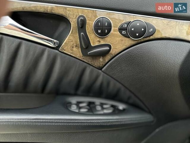 Черный Мерседес Е-Класс, объемом двигателя 3 л и пробегом 333 тыс. км за 10700 $, фото 23 на Automoto.ua