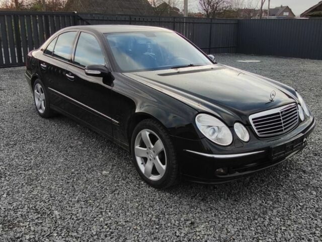 Чорний Мерседес Е-Клас, об'ємом двигуна 3 л та пробігом 400 тис. км за 4500 $, фото 3 на Automoto.ua