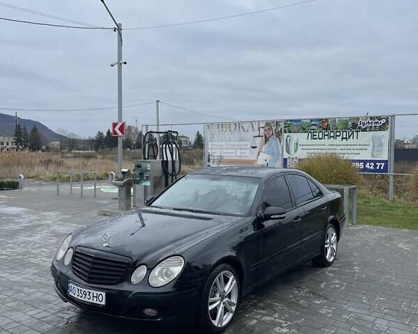 Черный Мерседес Е-Класс, объемом двигателя 1.8 л и пробегом 400 тыс. км за 6700 $, фото 6 на Automoto.ua