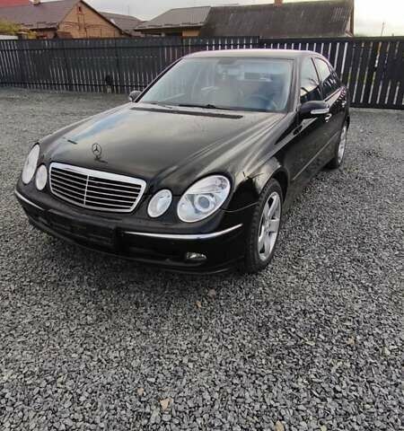 Чорний Мерседес Е-Клас, об'ємом двигуна 3 л та пробігом 400 тис. км за 4500 $, фото 3 на Automoto.ua