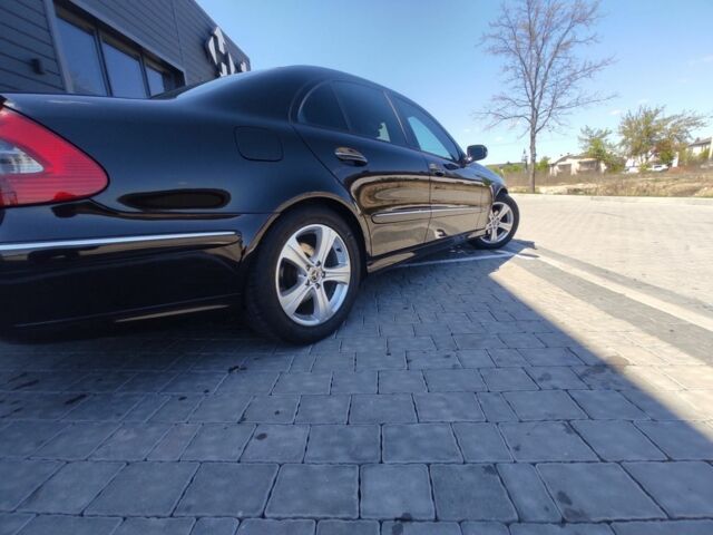 Чорний Мерседес Е-Клас, об'ємом двигуна 2.1 л та пробігом 332 тис. км за 8100 $, фото 6 на Automoto.ua