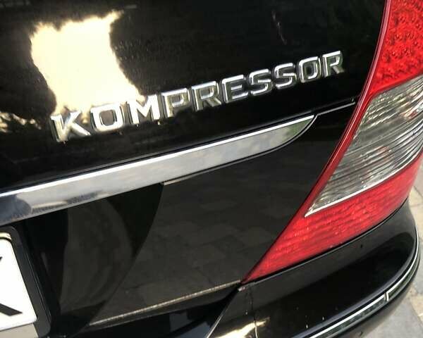 Черный Мерседес Е-Класс, объемом двигателя 1.8 л и пробегом 205 тыс. км за 9999 $, фото 43 на Automoto.ua