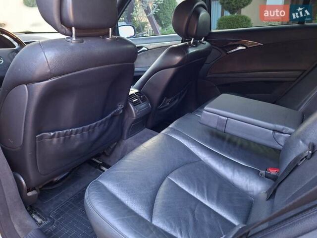 Черный Мерседес Е-Класс, объемом двигателя 3 л и пробегом 325 тыс. км за 8599 $, фото 39 на Automoto.ua