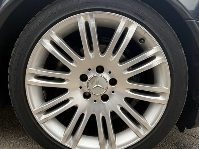 Черный Мерседес Е-Класс, объемом двигателя 0 л и пробегом 350 тыс. км за 4700 $, фото 10 на Automoto.ua